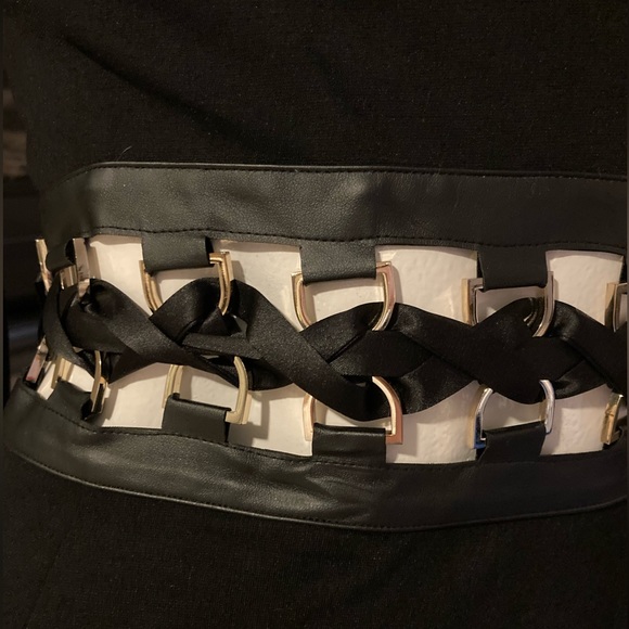 Marciano Dress - Picture 4 of 6